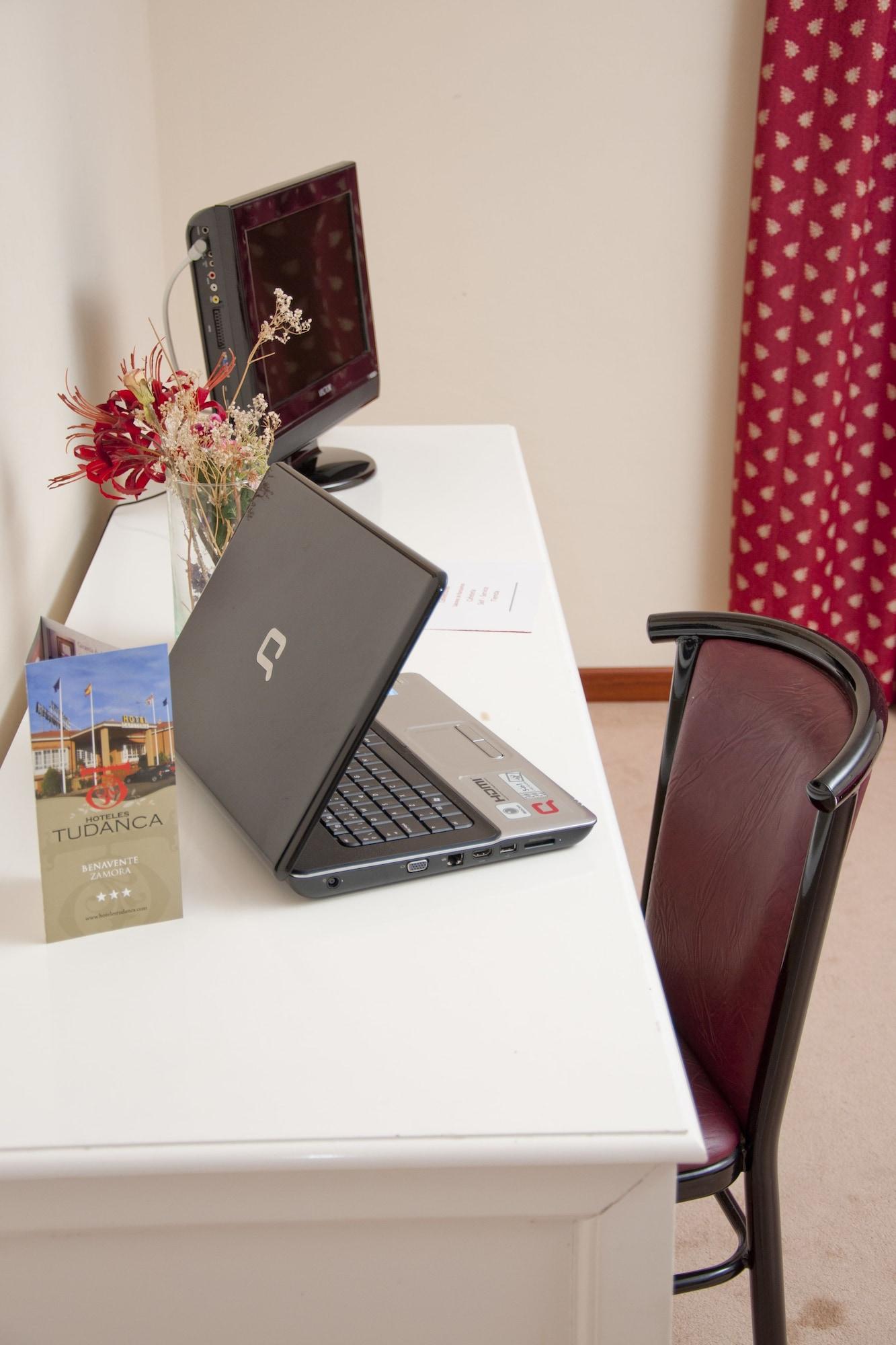 ホテル Mlc ベナベンテ エクステリア 写真